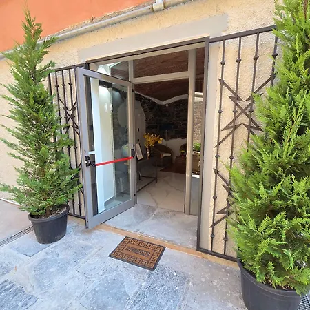 Alojamento de Acomodação e Pequeno-almoço Girò La Spezia