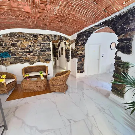 Alojamento de Acomodação e Pequeno-almoço Girò